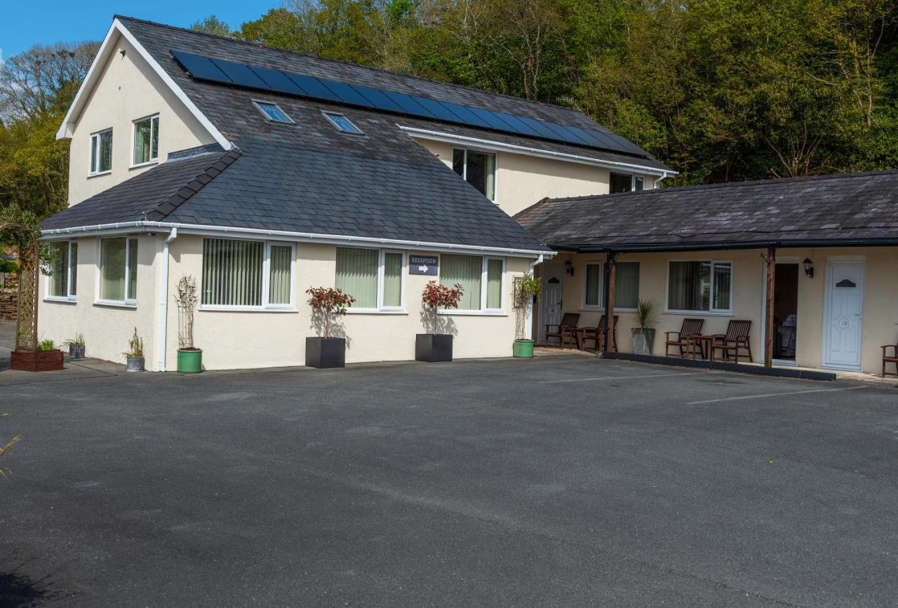 Estuary Lodge Motel B&B Talsarnau Kültér fotó